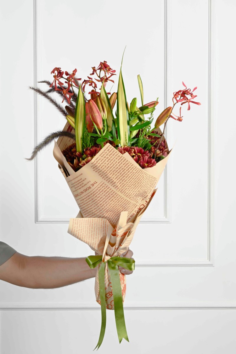 Large Green Plant 28